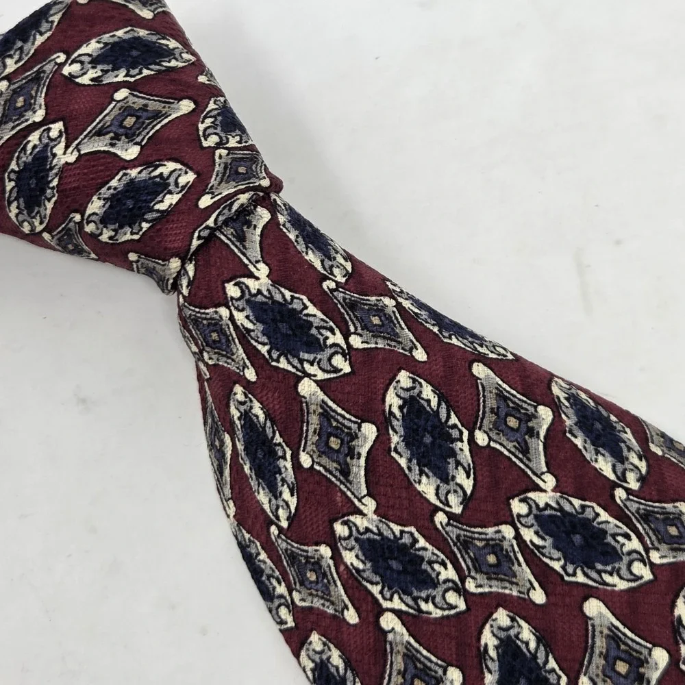 VINTAGE Robert Talbott Nordstrom Medallion Silk Tie Maroon Red Blue Handmade USA